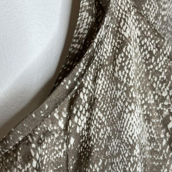 Chicos Snakeskin Print Satin Camisole Tank Top Tan Womens 4/6 0 Small Animal - Picture 2 of 5